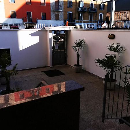 New Luxury Apartment, Milan City Center Екстер'єр фото
