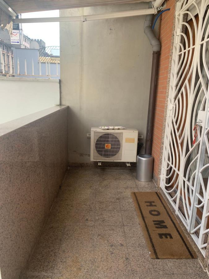 New Luxury Apartment, Milan City Center Екстер'єр фото