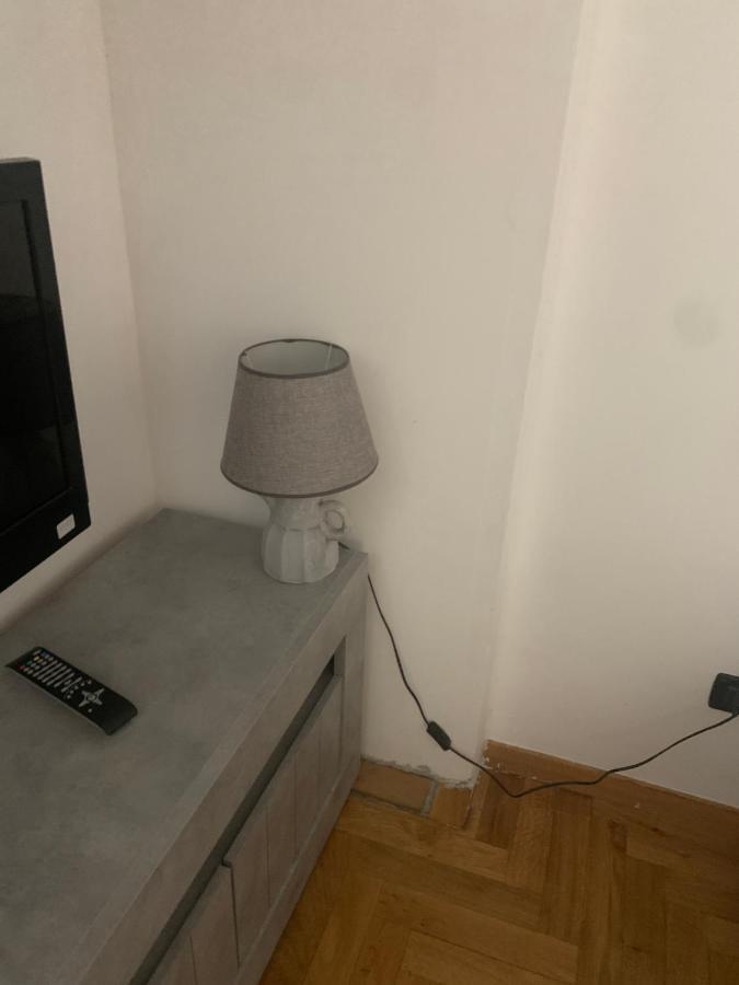 New Luxury Apartment, Milan City Center Екстер'єр фото