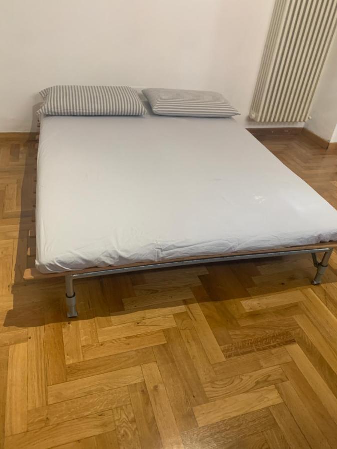 New Luxury Apartment, Milan City Center Екстер'єр фото